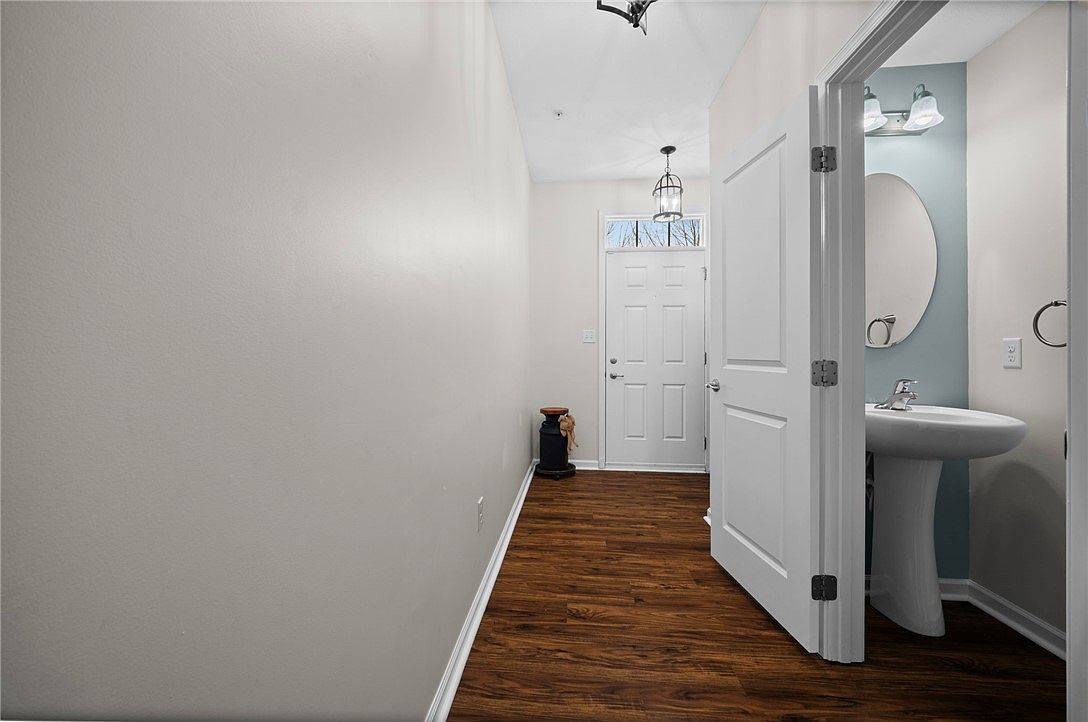 103 Maple Ridge Ct Canonsburg, PA 15317 - Thumbnail 4