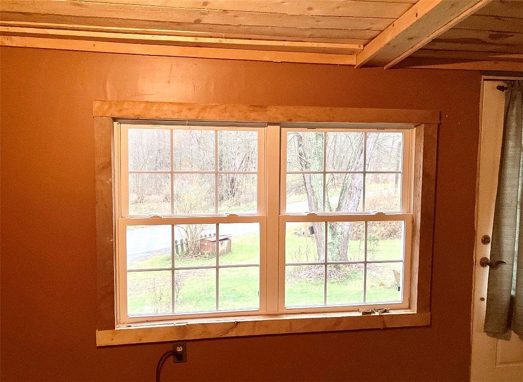 419 Ridgemont Dr Industry, PA 15052 - Thumbnail 4