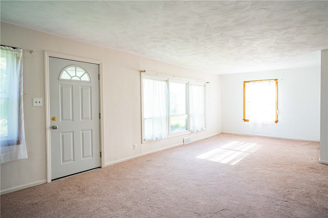 3170 Dutch Ridge Rd Beaver, PA 15009 - Thumbnail 4