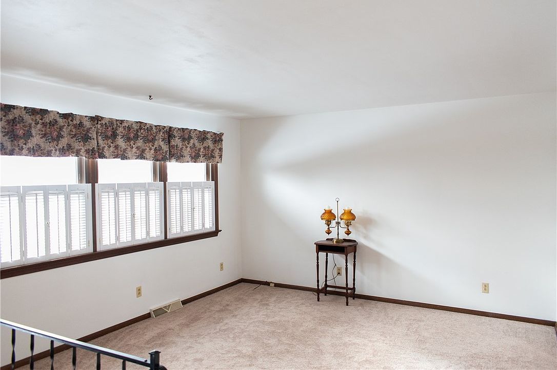 520 Upland Ave Beaver, PA 15009 - Thumbnail 4