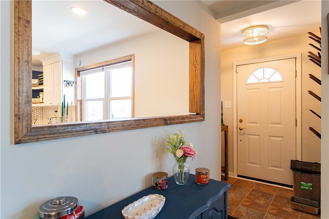 627 Tulip Dr New Brighton, PA 15066 - Thumbnail 4