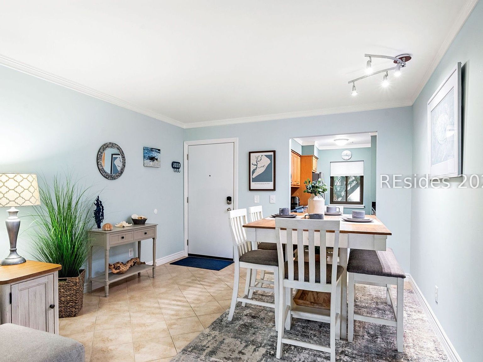 25 Deallyon Ave APT 110 Hilton Head Island, SC 29928 - Thumbnail 4