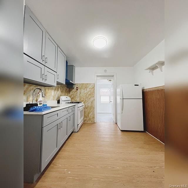 8041 159th St Jamaica, NY 11432 - Thumbnail 4