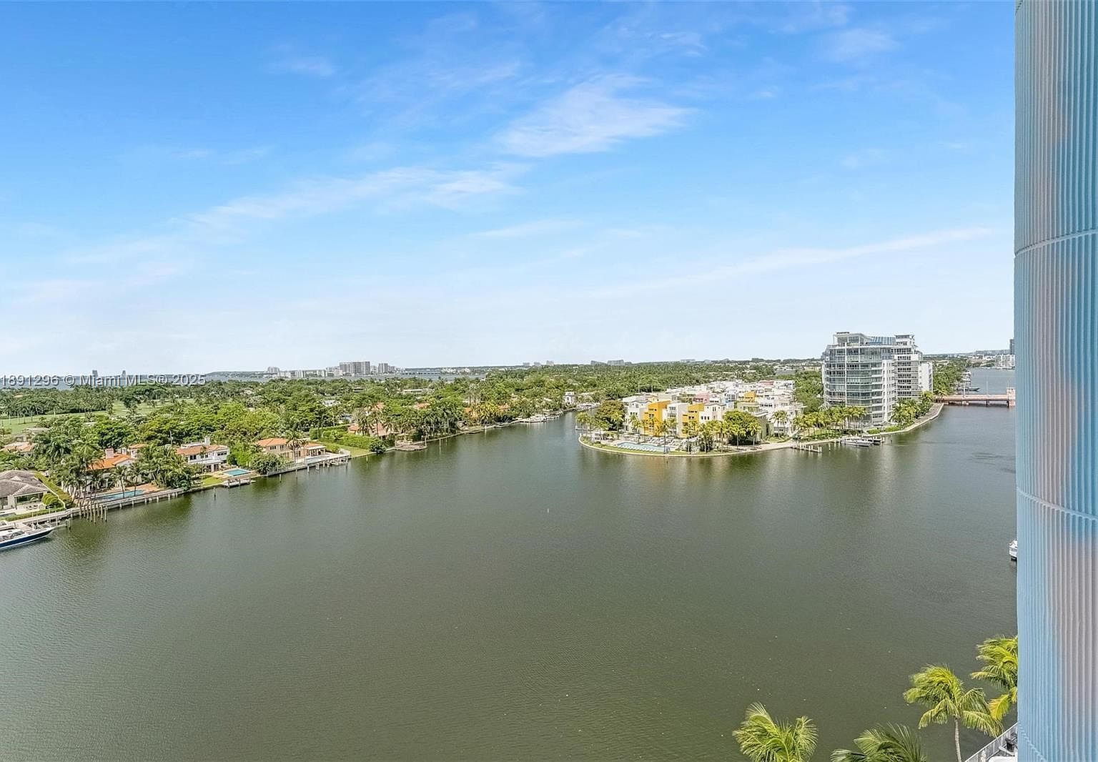 5838 Collins Ave APT 11B Miami Beach, FL 33140 - Thumbnail 4