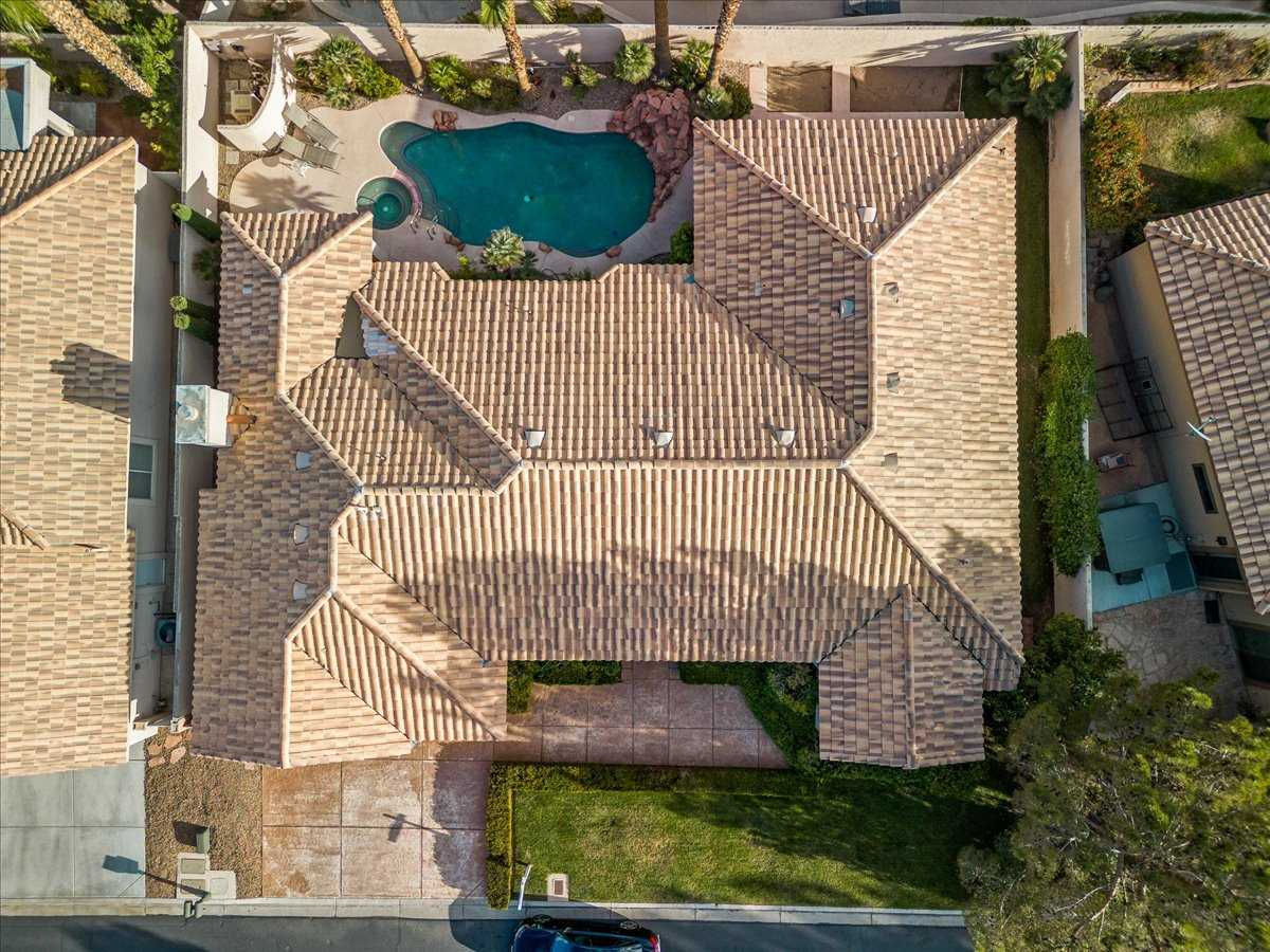 1604 Night Wind Drive, Las Vegas, NV, USA, 89117 - Thumbnail 4