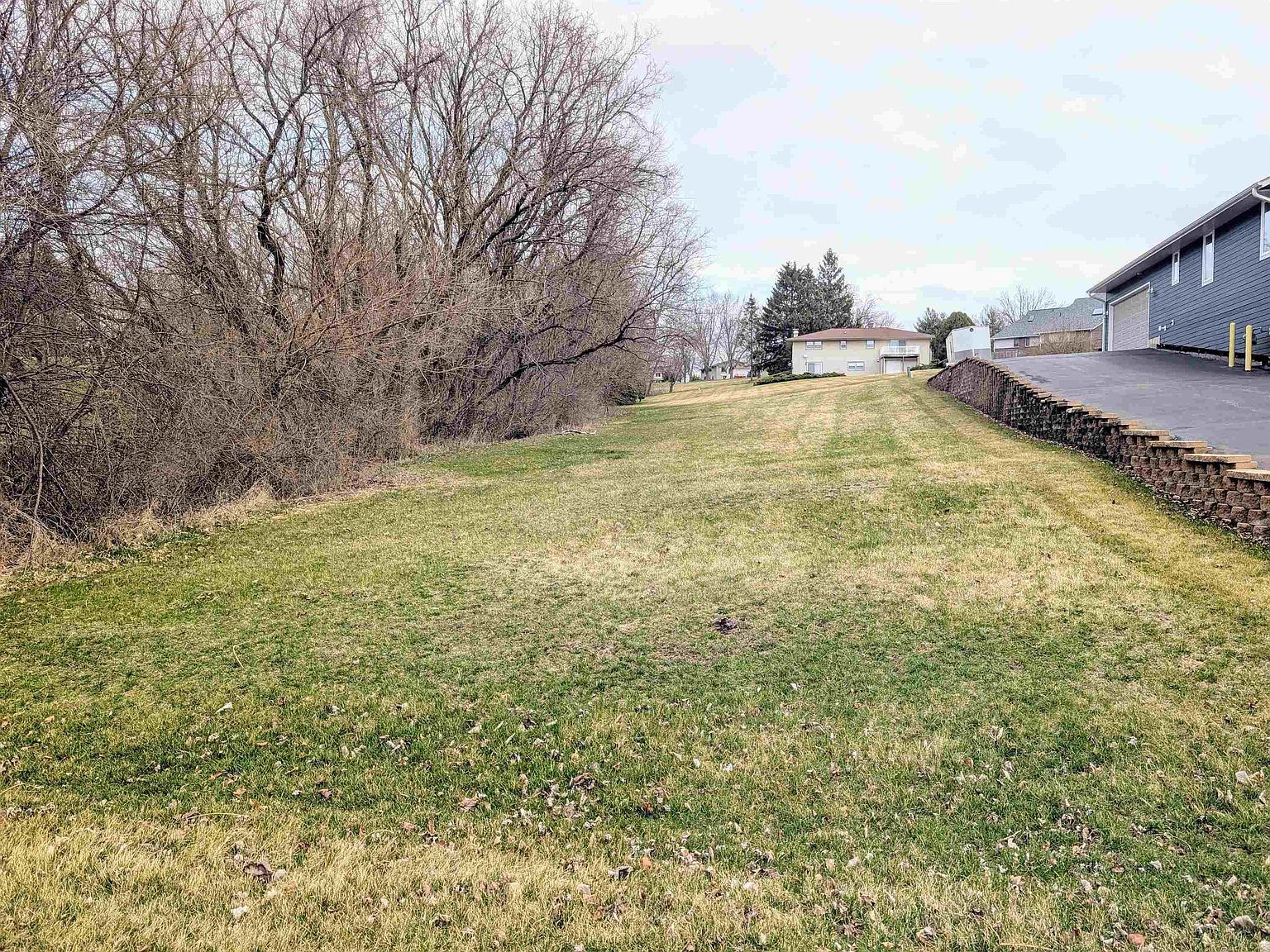 883 Breckenboro Rd Davis, IL 61019 - Thumbnail 4