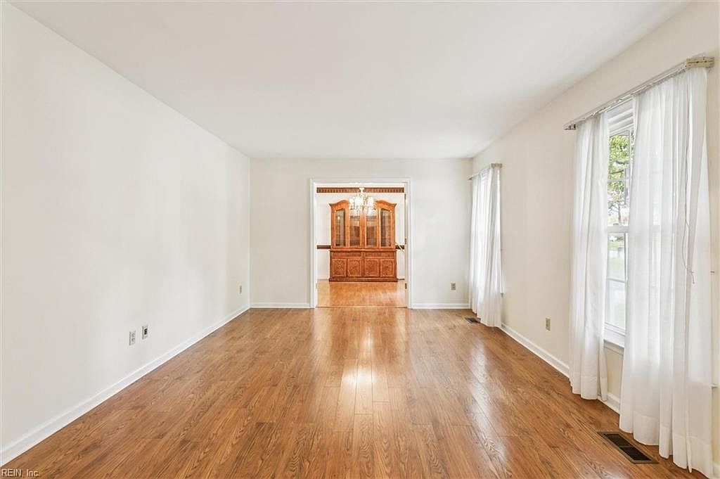 75 Park Hill Cir Newport News, VA 23602 - Thumbnail 4