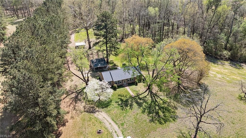 27175 Walters Hwy Carrsville, VA 23315 - Thumbnail 4