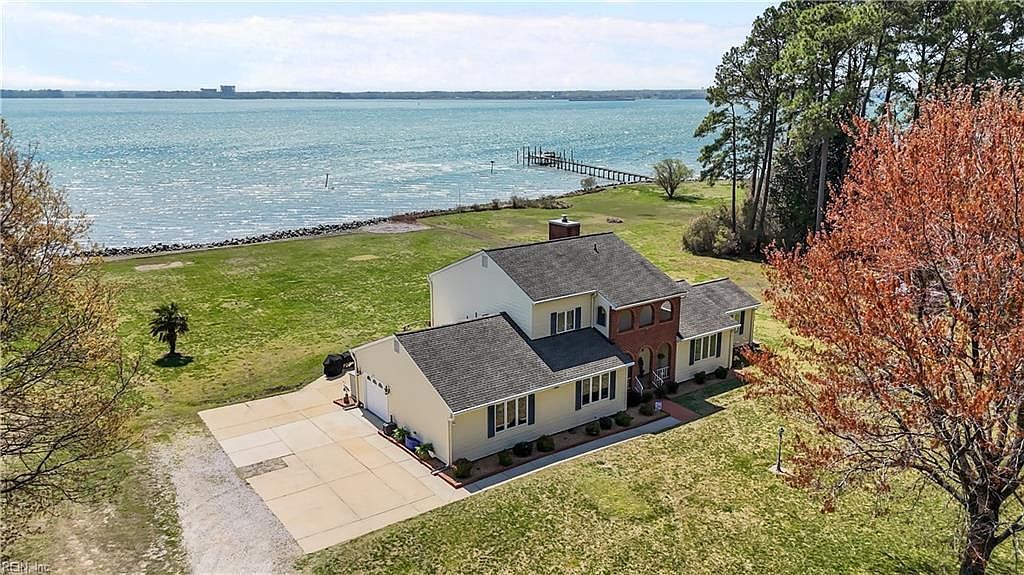 8560 Victory Hill Ln Hayes, VA 23072 - Thumbnail 4