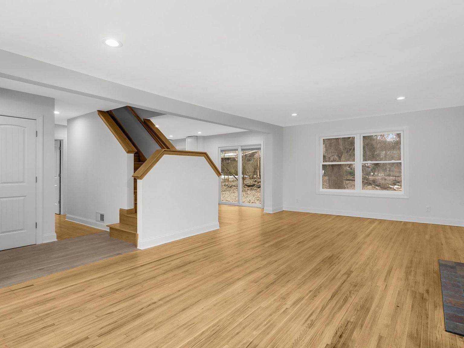 1077 Century Ave S Maplewood, MN 55119 - Thumbnail 4