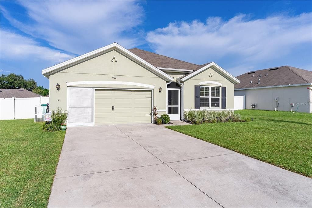 9777 Pepper Tree Trl Wildwood, FL 34785 - Thumbnail 4