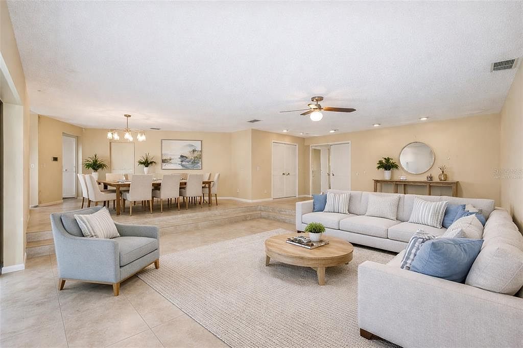 2721 Northridge Dr E Clearwater, FL 33761 - Thumbnail 4