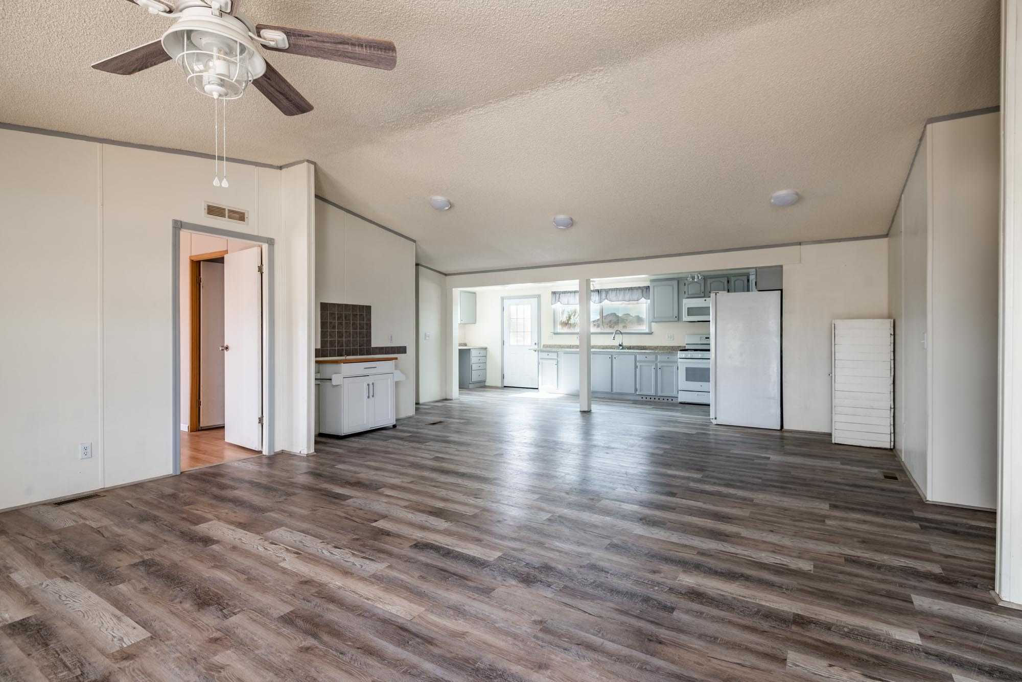 581 South Glen Canyon Road, Golden Valley, Arizona 86413, USA, AZ - Thumbnail 4