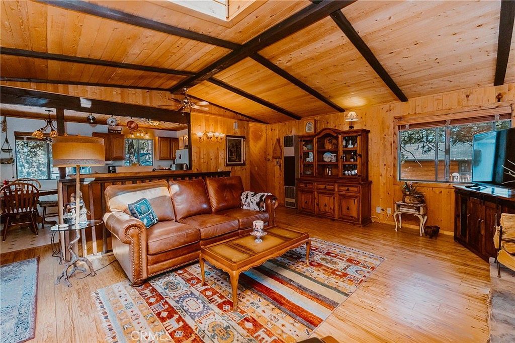 1971 Fern Ln Big Bear City, CA 92314 - Thumbnail 4