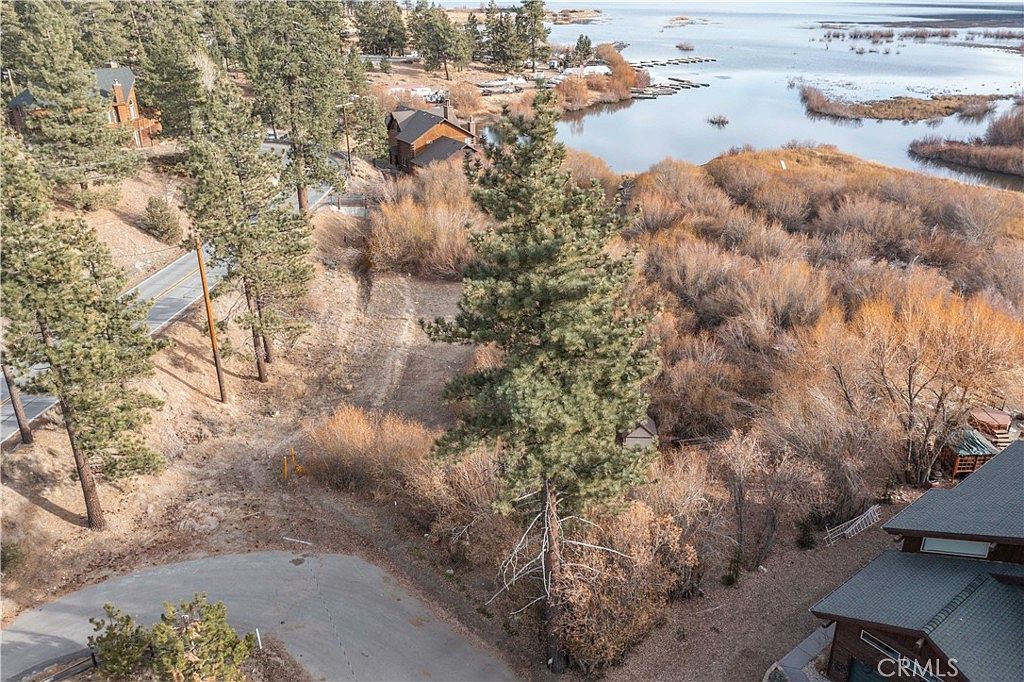 39271 Seminole Dr #D Fawnskin, CA 92333 - Thumbnail 4