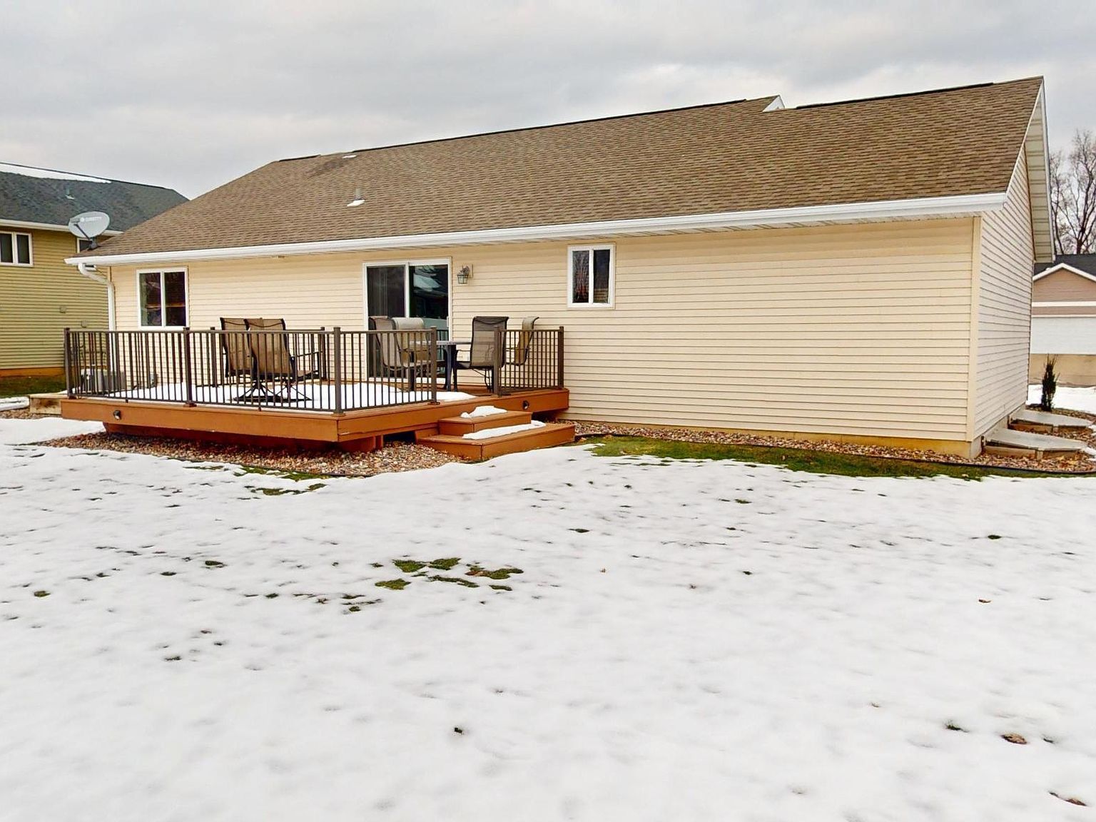 2002 Viking Ave Holmen, WI 54636 - Thumbnail 4