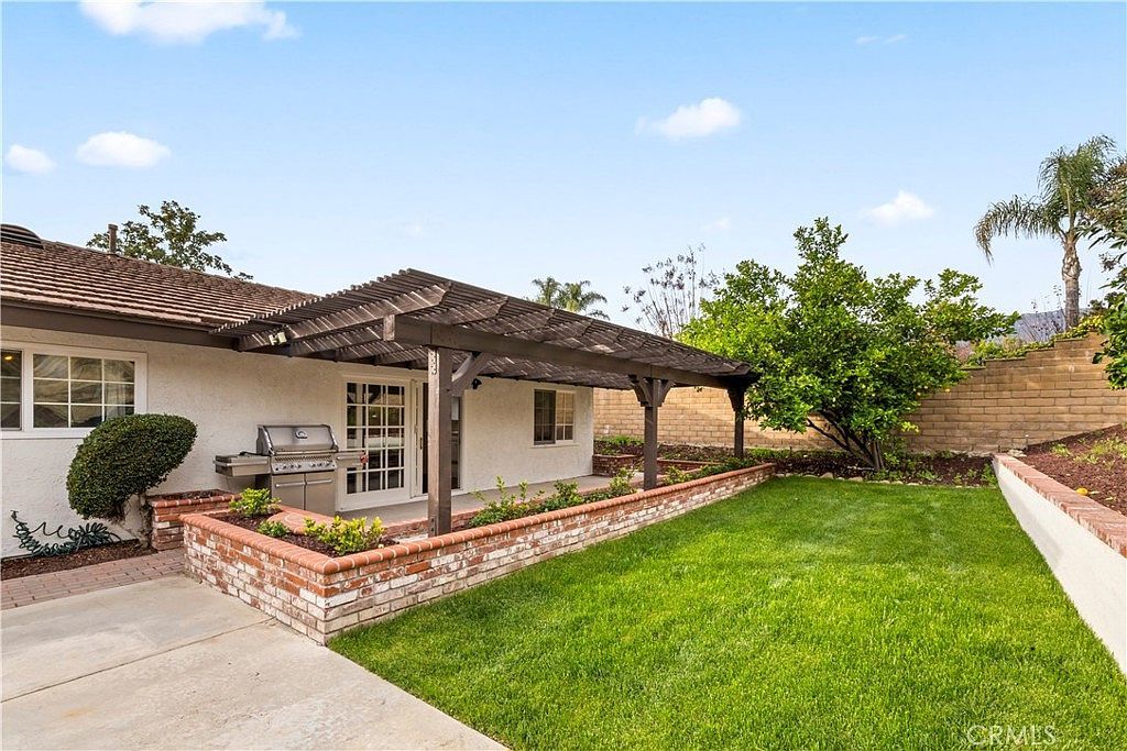 384 Andover Dr Claremont, CA 91711 - Thumbnail 4