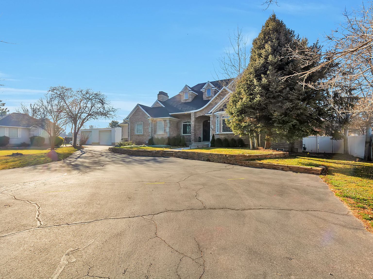 2737 W 9850 S South Jordan, UT 84095 - Thumbnail 4