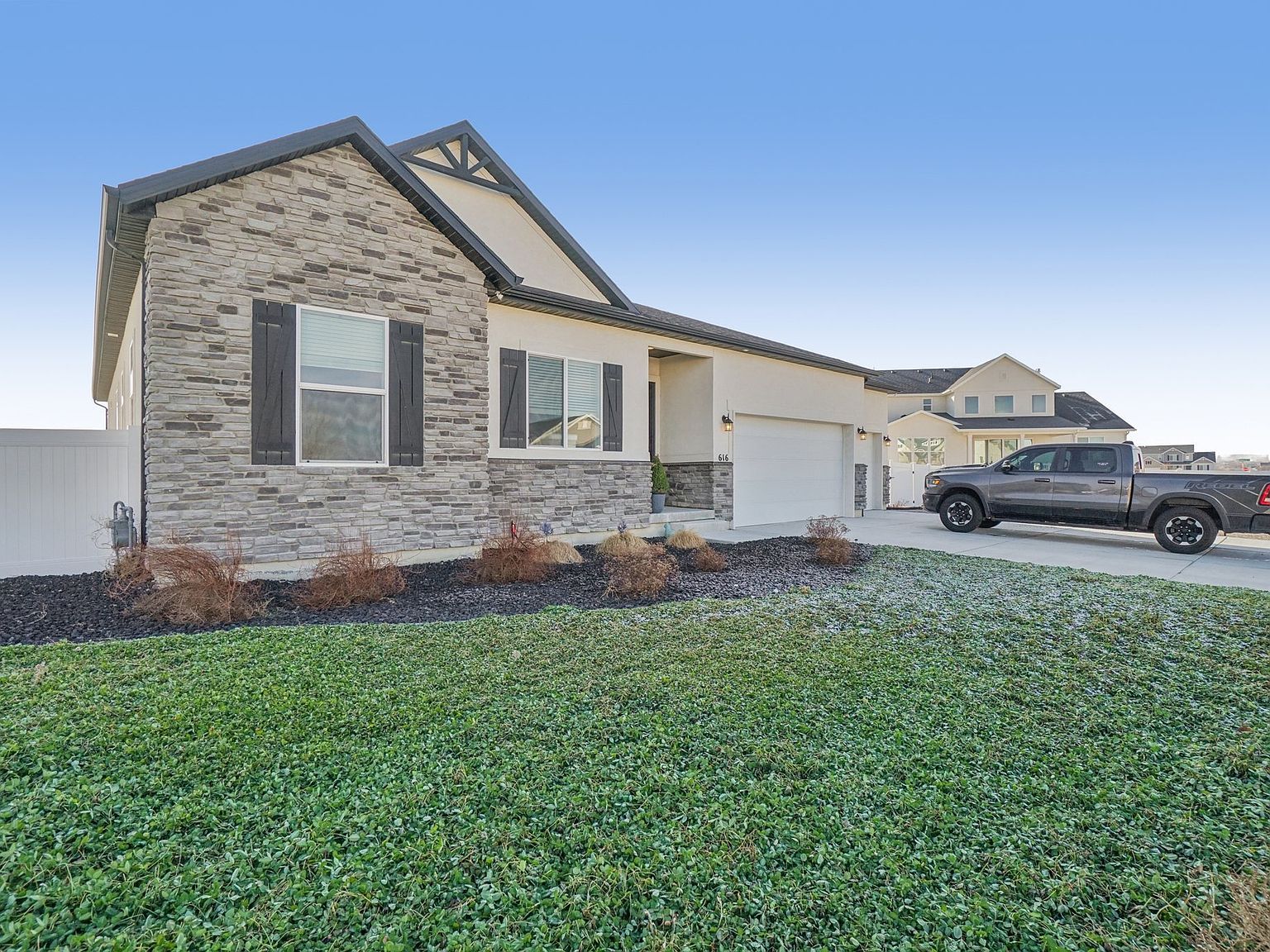 616 E Constance Way Grantsville, UT 84029 - Thumbnail 4