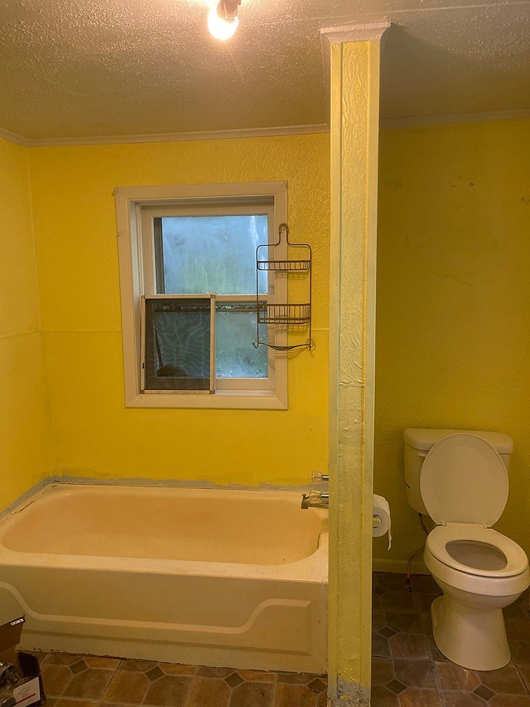 3916 Highway 588 Whitesburg, KY 41858 - Thumbnail 4