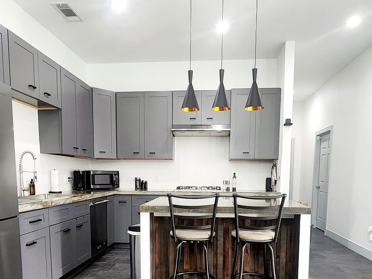 369 Pine Chase St Van, TX 75790 - Thumbnail 4