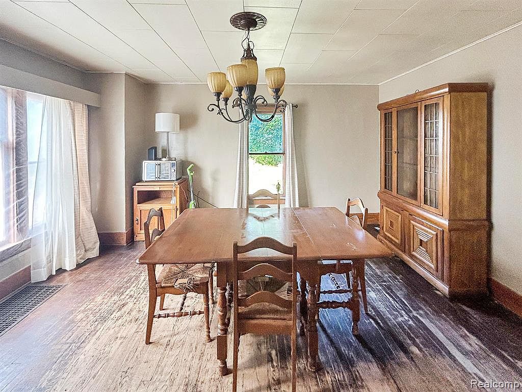 1505 Downey St Flint, MI 48503 - Thumbnail 4