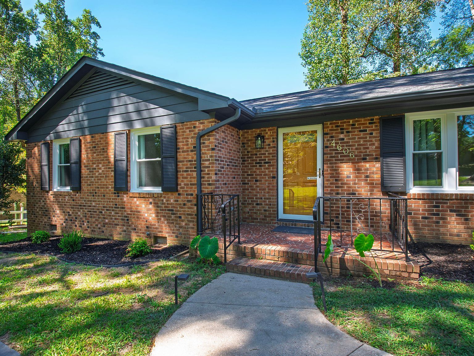 4606 Greenbrier Rd Raleigh, NC 27603 - Thumbnail 4