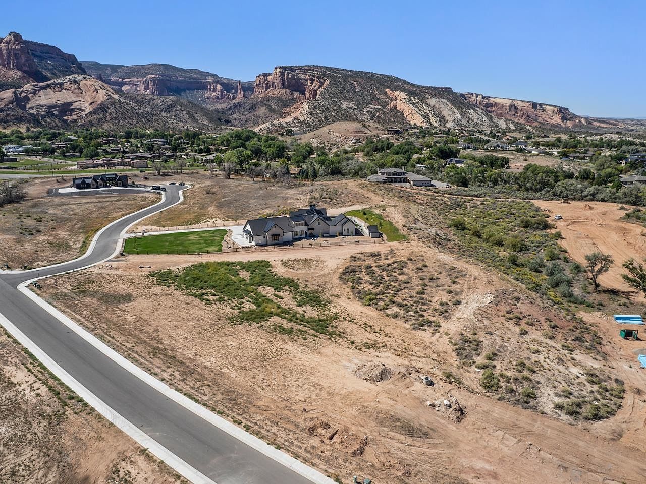 663 Soaring Eagle Dr Grand Junction, CO 81507 - Thumbnail 4