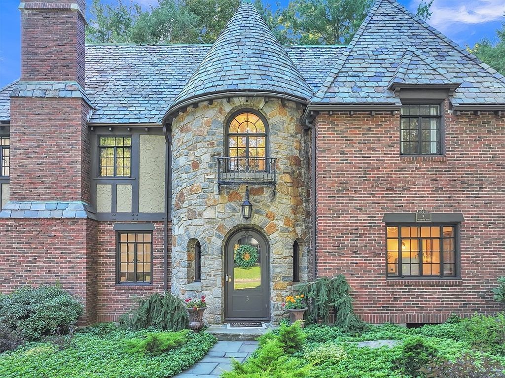 3 Westwood Dr Worcester, MA 01609 - Thumbnail 4