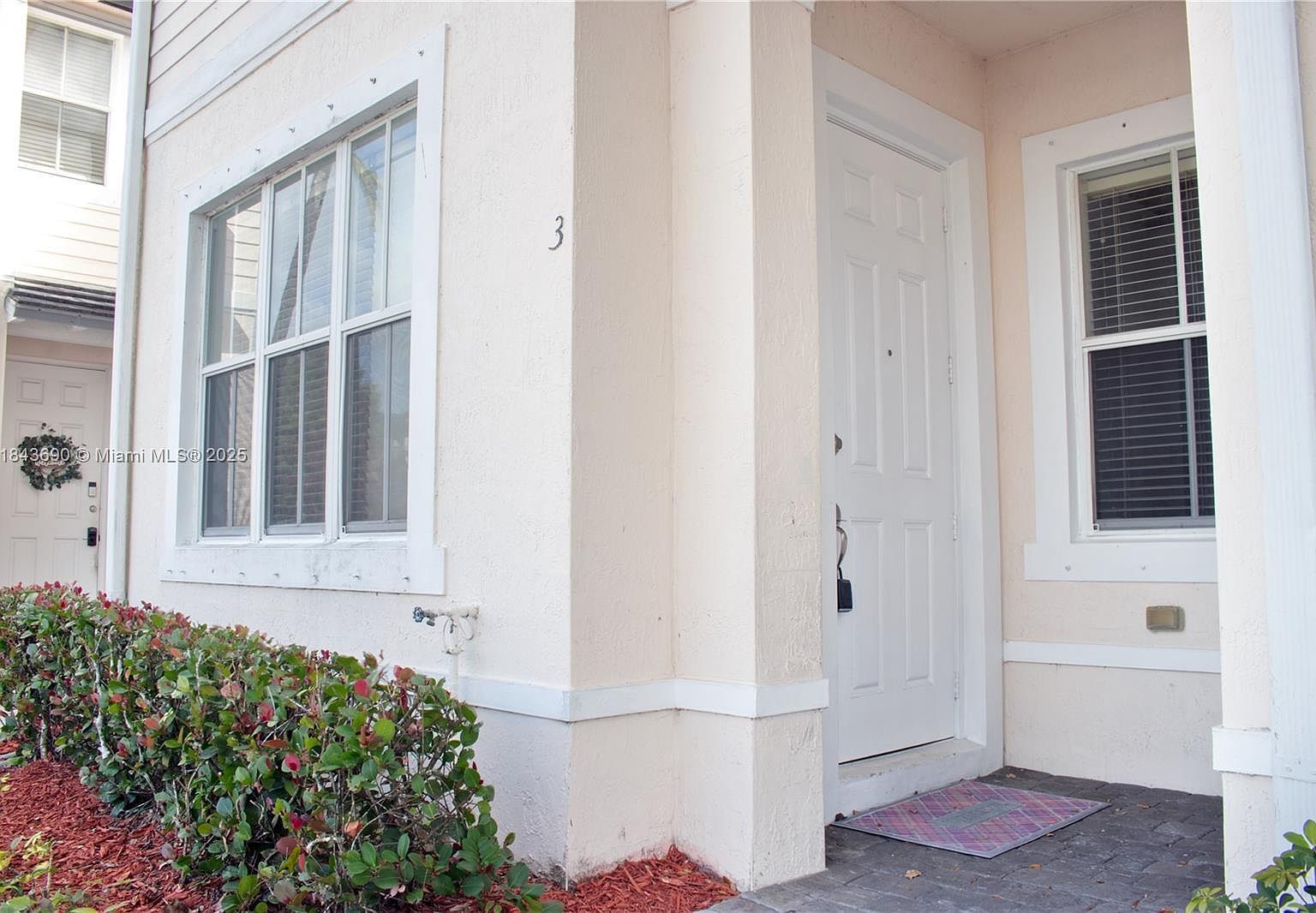 153 SE 28th Pl UNIT 3 Homestead, FL 33033 - Thumbnail 4