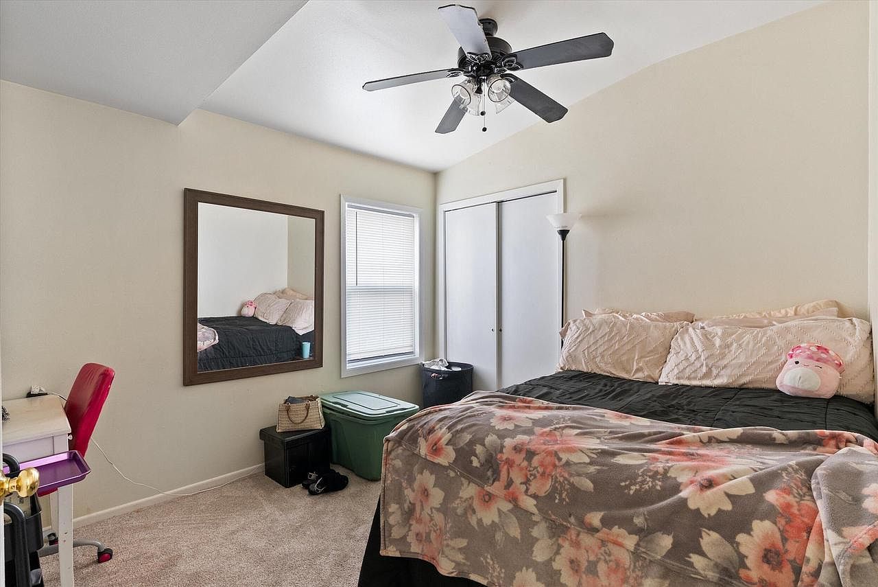 1631 E Belleview Pl #1633 Milwaukee, WI 53211 - Thumbnail 4