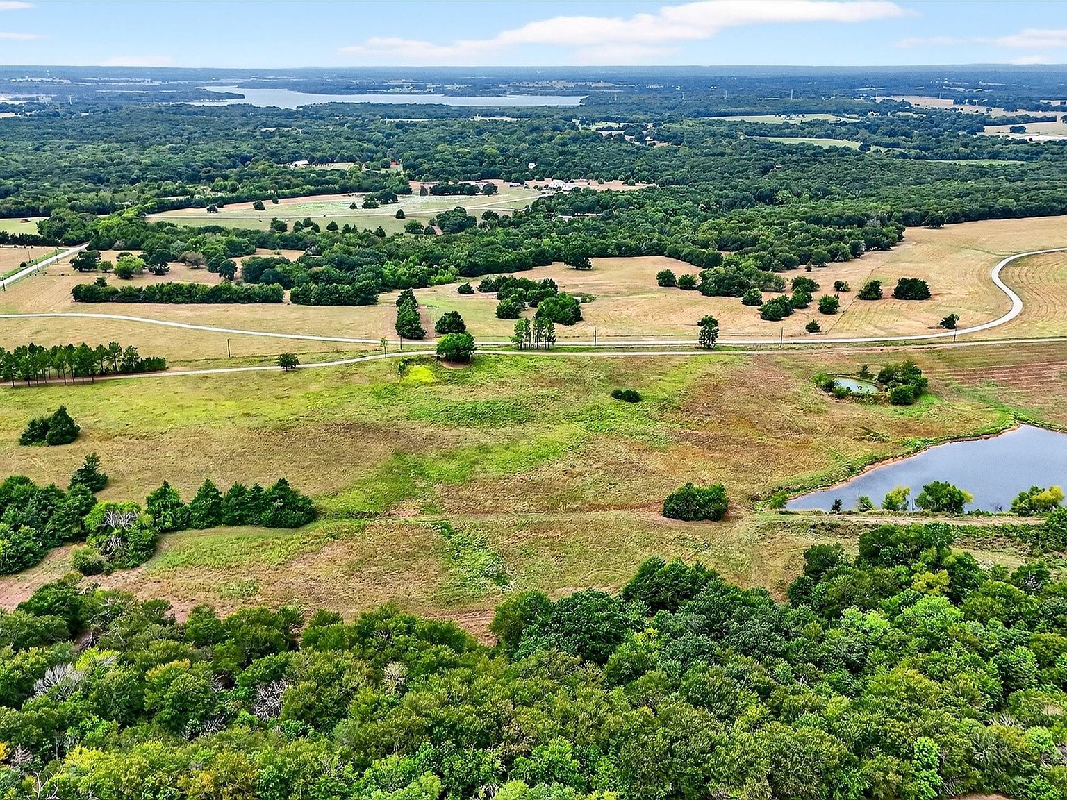 1200 County Road 1215 Savoy, TX 75479 - Thumbnail 4