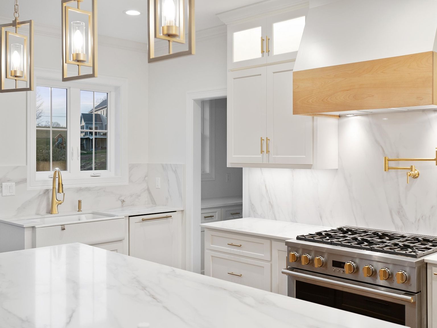 241 Old Farms Rd South Glastonbury, CT 06073 - Thumbnail 4