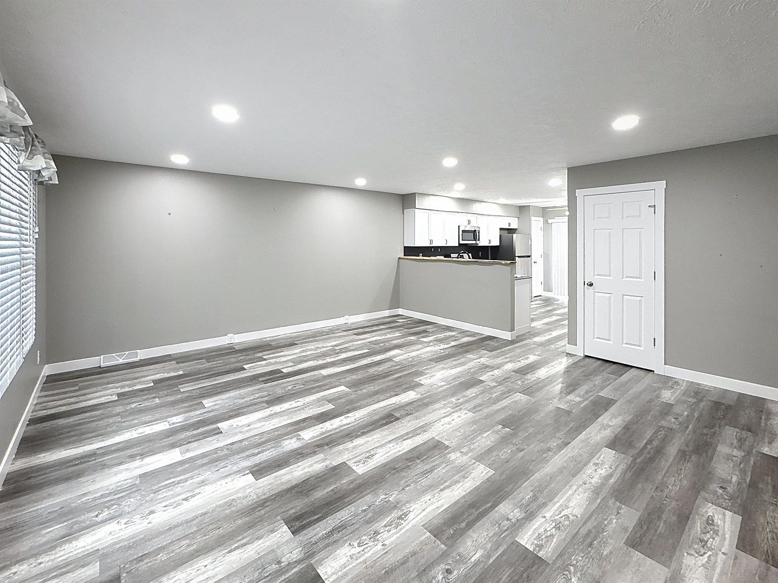 400 29th Avenue Dr #7C Moline, IL 61265 - Thumbnail 4