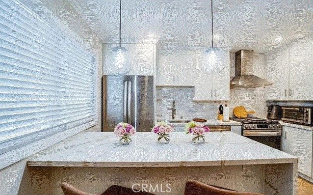 9005 Cynthia St APT 215 West Hollywood, CA 90069 - Thumbnail 4