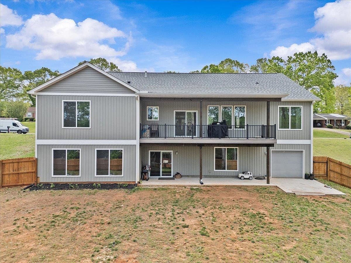 308 Pineridge Dr Spartanburg, SC 29303 - Thumbnail 4