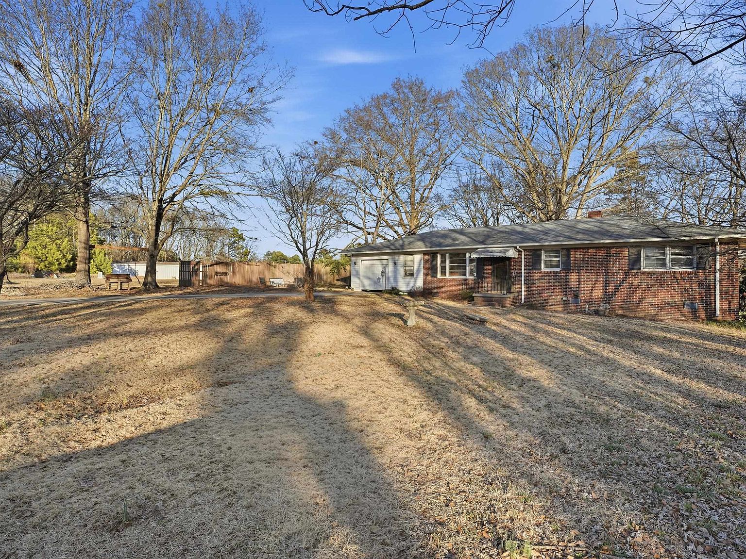 125 Foxhall Rd Spartanburg, SC 29306 - Thumbnail 4