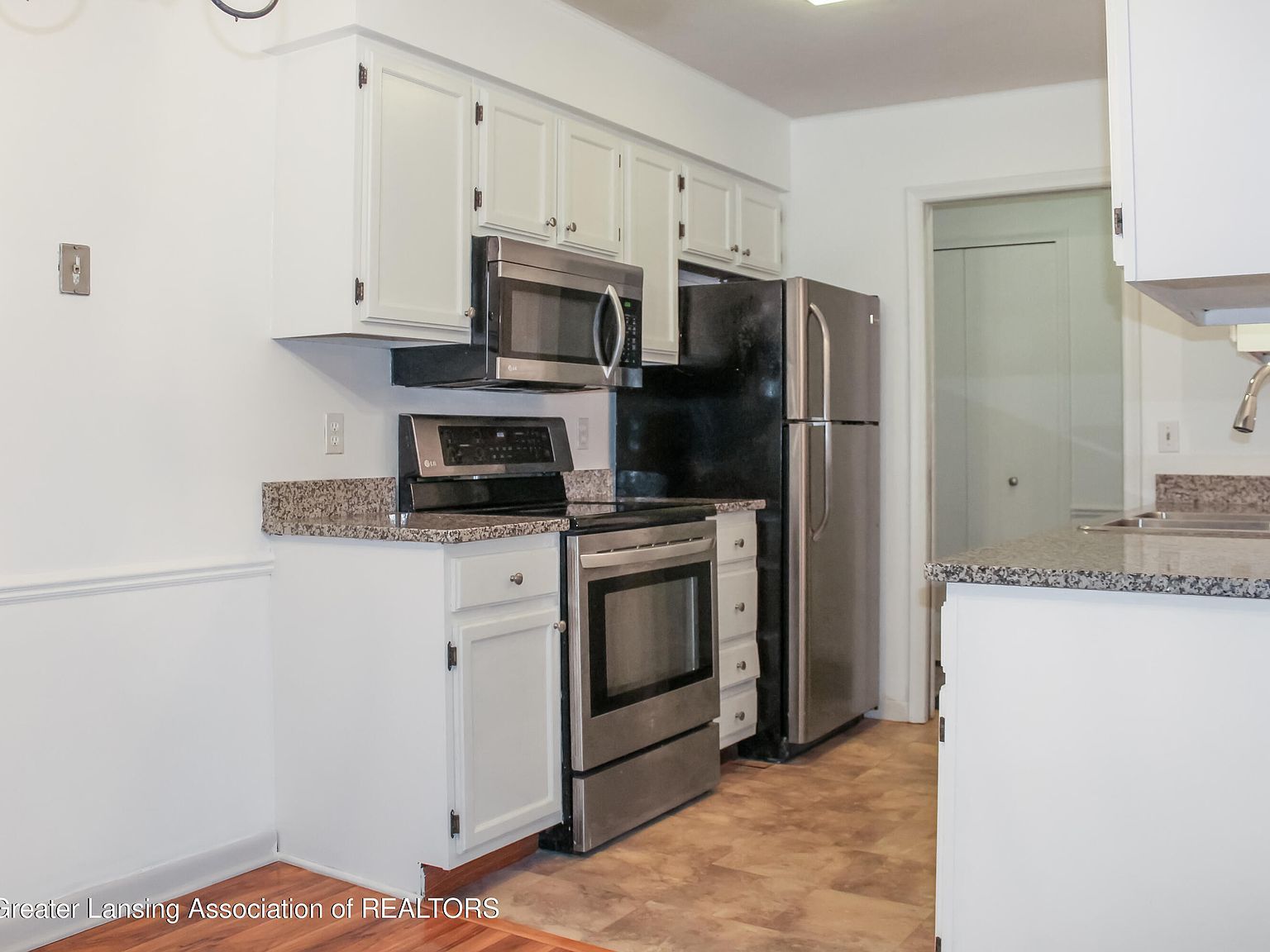 6160 Innkeepers Ct APT 68 East Lansing, MI 48823 - Thumbnail 4