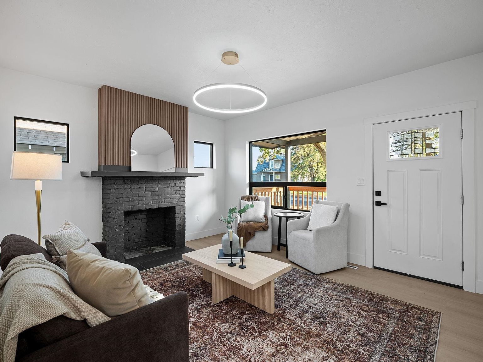 2911 E Fairview Ave Spokane, WA 99207 - Thumbnail 4