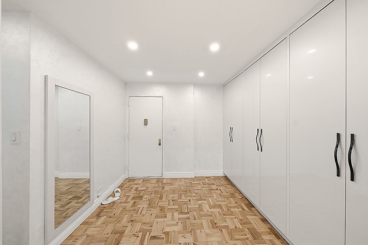 1577 E 17th St APT 2F Brooklyn, NY 11230 - Thumbnail 4