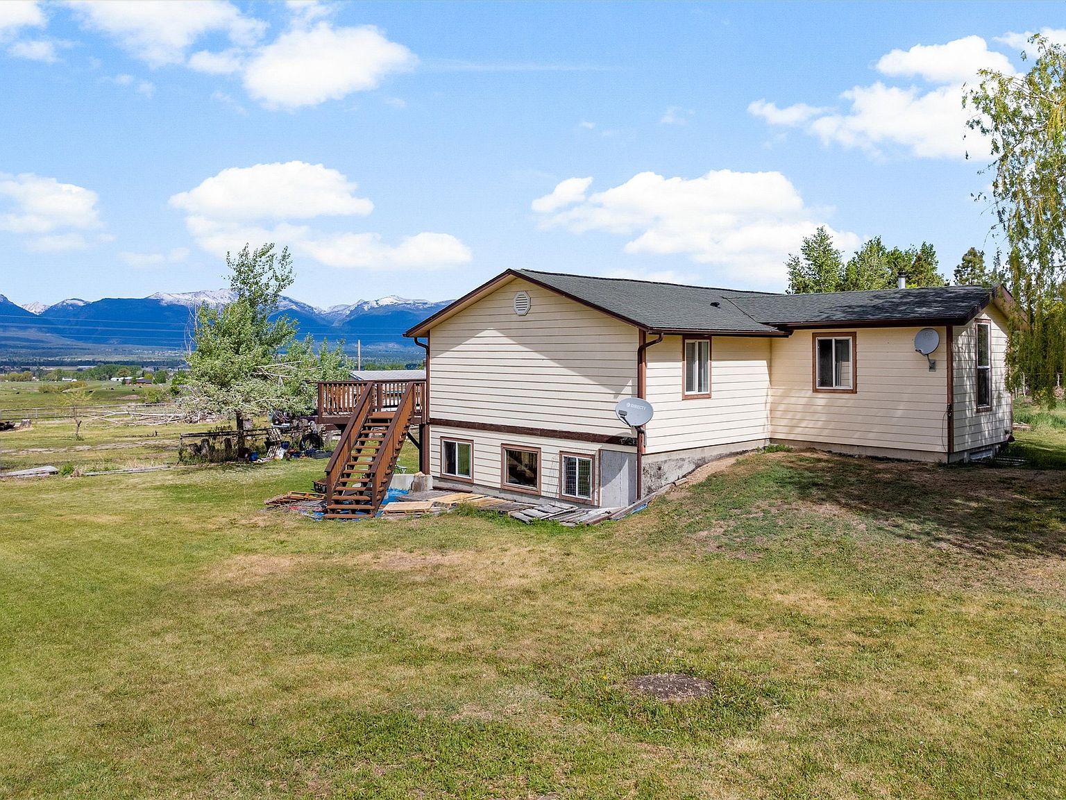 1456 Summerdale Rd Corvallis, MT 59828 - Thumbnail 4