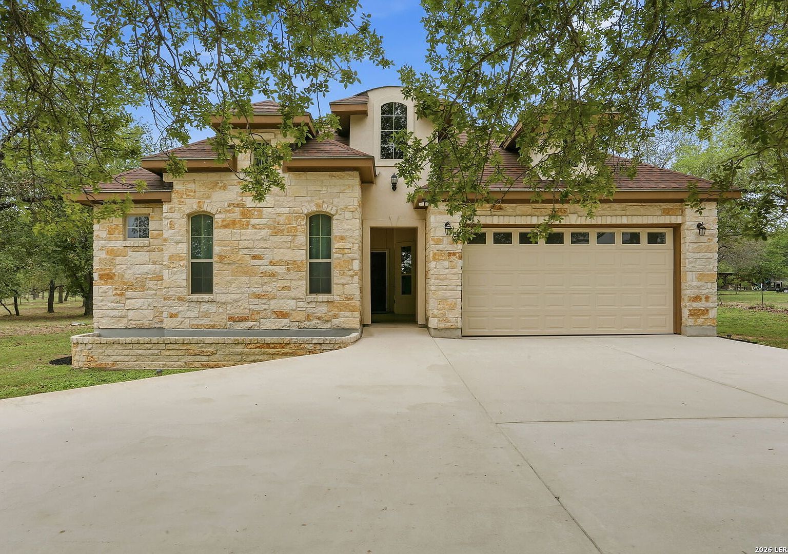 306 County Road 6876 Natalia, TX 78059 - Thumbnail 4