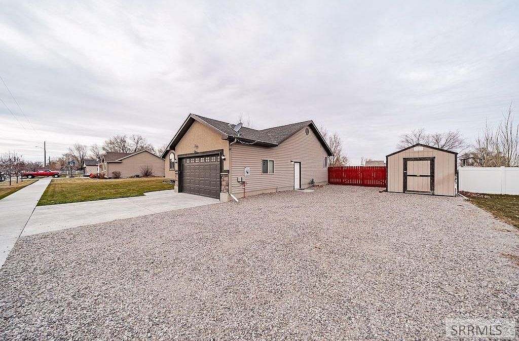 2185 Lawrence Ln Blackfoot, ID 83221 - Thumbnail 4