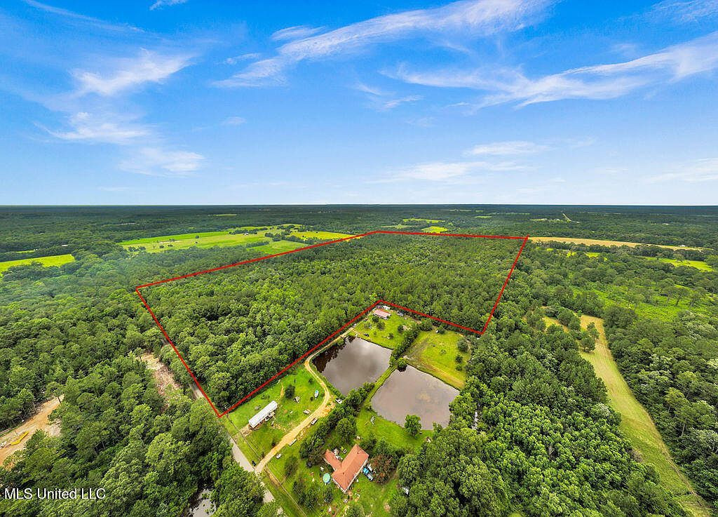 Cowart Lucedale, MS 39452 - Thumbnail 4