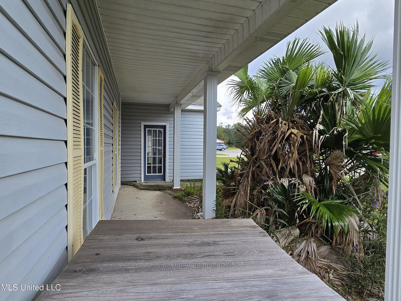 12249 Five Oaks Dr Gulfport, MS 39503 - Thumbnail 4