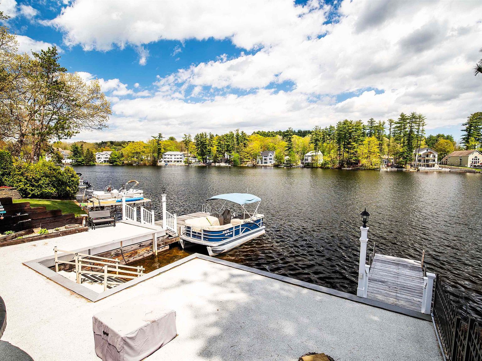 49 Shore Dr Salem, NH 03079 - Thumbnail 4