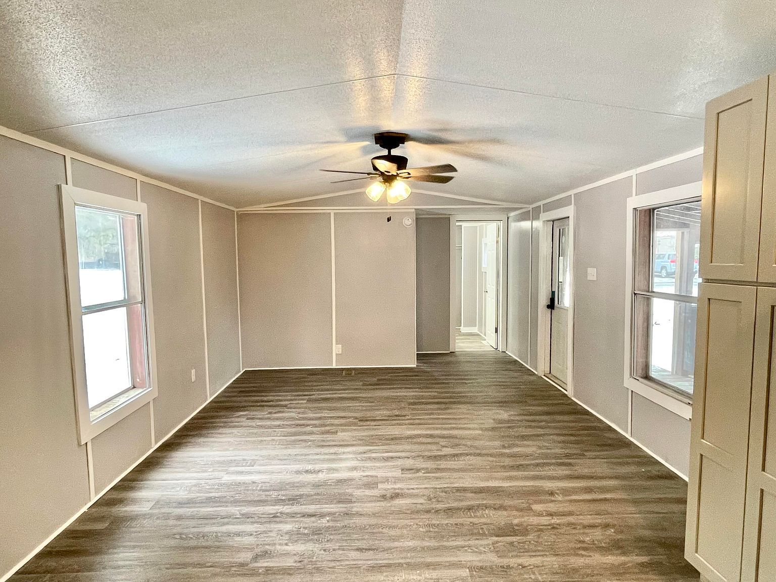 16 Gary Way Plattsburgh, NY 12901 - Thumbnail 4