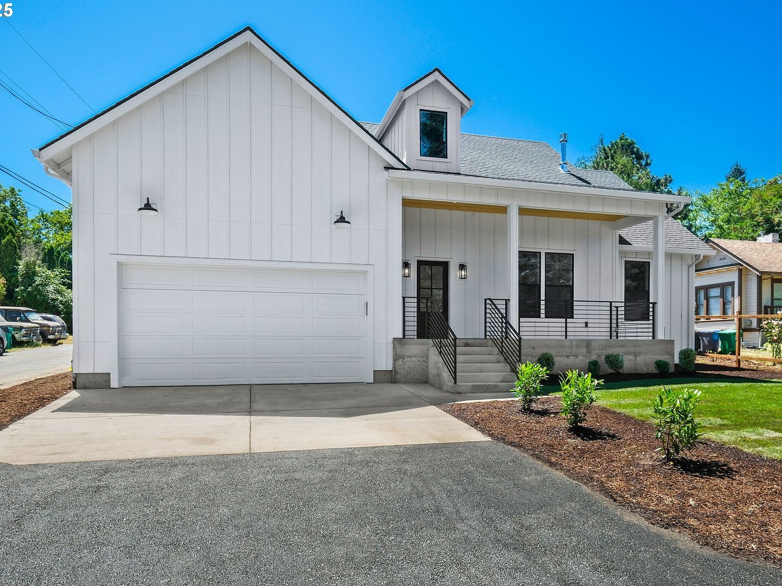 10236 NE Beech St Portland, OR 97220 - Thumbnail 4