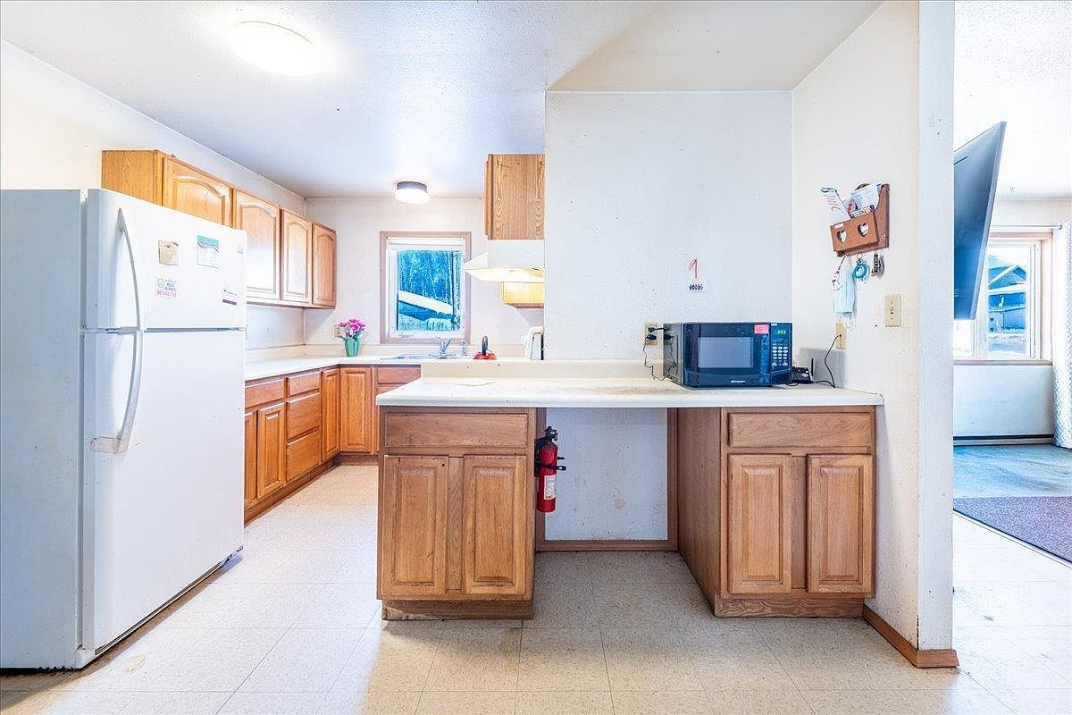 2314 Wilson St Fairbanks, AK 99701 - Thumbnail 4