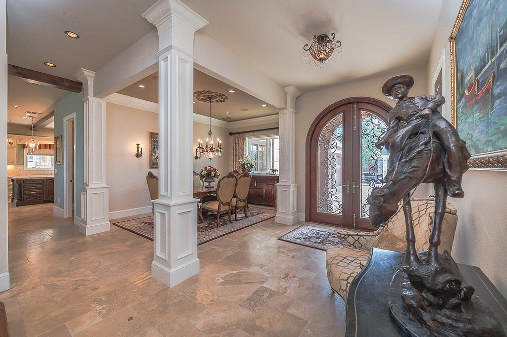 1229 S Water St Rockport, TX 78382 - Thumbnail 4